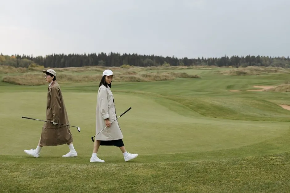 Golf Course Etiquette for Beginners: First-Round Guide